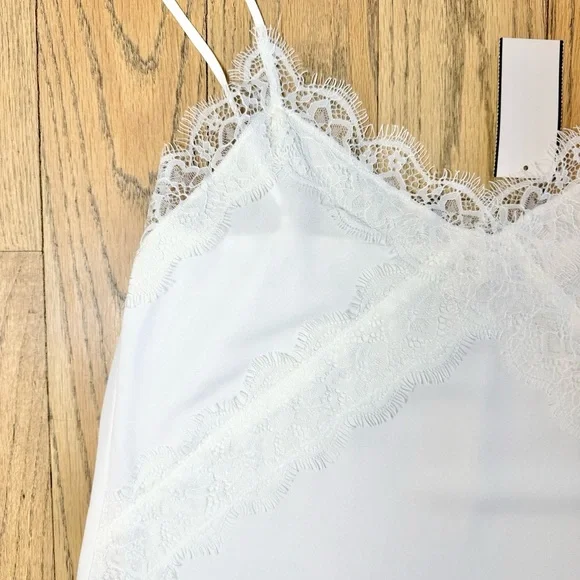 NWT LUSH Women’s White Lace Trim Cami Top Size Small - Picture 3 of 12
